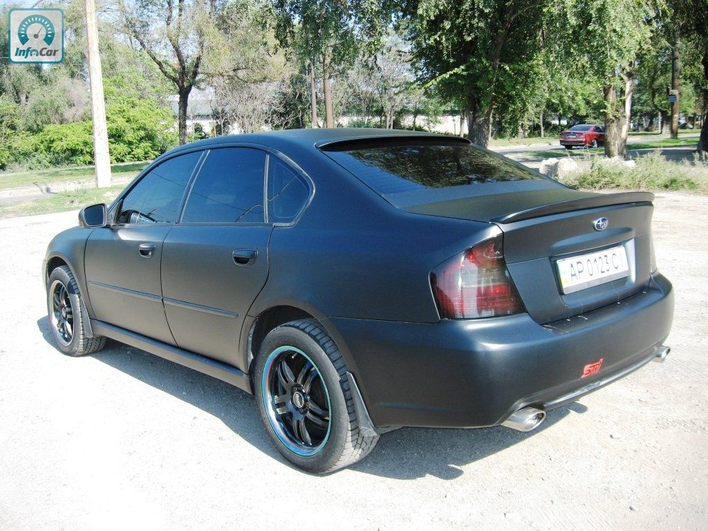 Купить автомобиль Subaru Legacy 2004 (черный) с пробегом