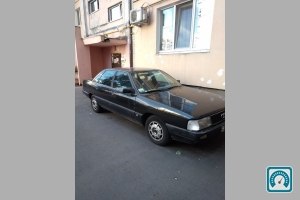 Audi 100  1990 768182