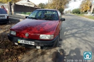 Volkswagen Passat  1991 768215