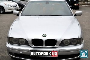 BMW 5 Series  2003 771225