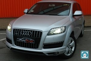 Audi Q7  2012 771891
