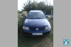 Volkswagen Passat  1997 772341