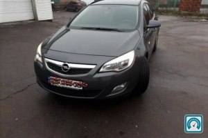 Opel Astra  2011 772623