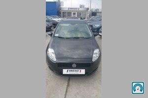 Fiat Punto  2011 775234
