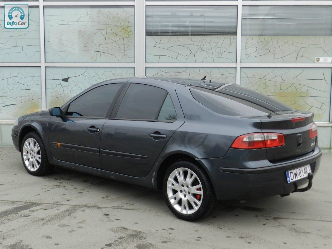 Купить автомобиль Renault Laguna 2004 (серый) с пробегом
