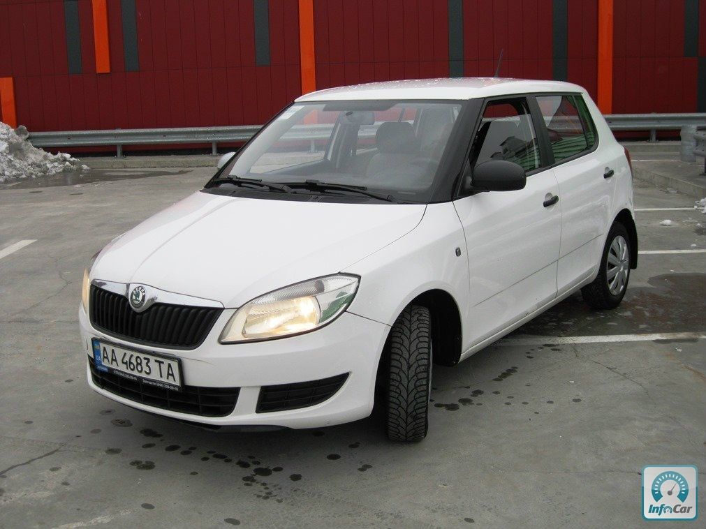 Шкода фабия 2011. Skoda Fabia 2011. Skoda Фабия 2011. Skoda Fabia 2011 1.2. Шкода Фабия 2011 г 2.1 бензин.