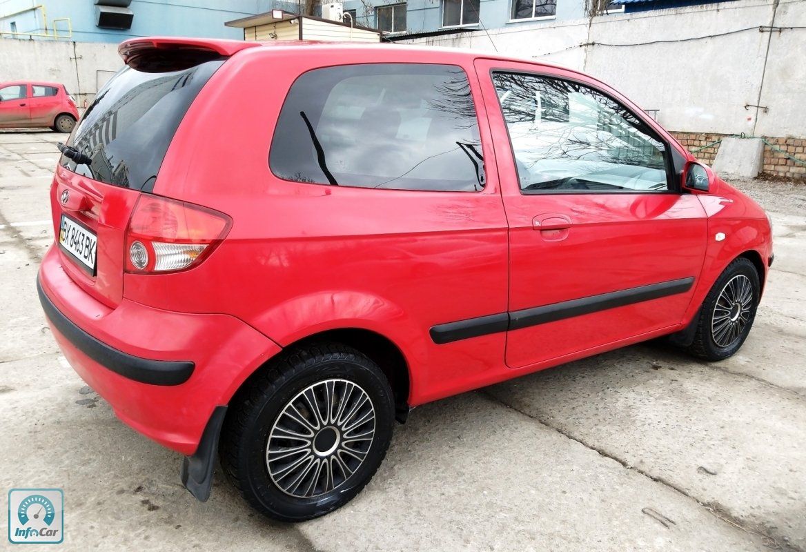 Купить автомобиль Hyundai Getz 2005 (красный) с пробегом