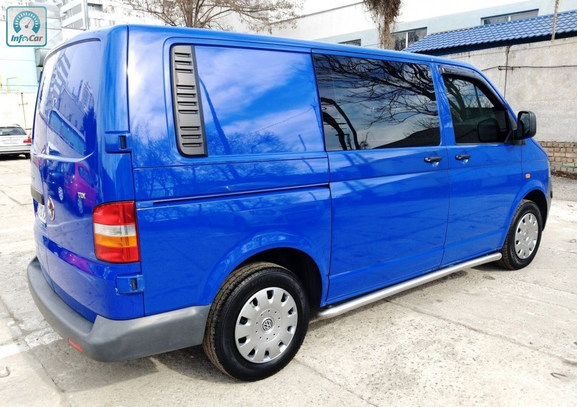 Купить автомобиль Volkswagen Transporter T5 2007 (синий) с