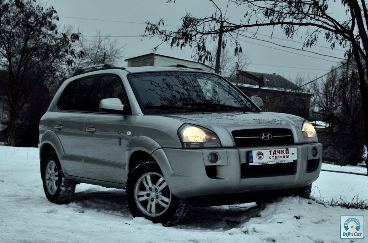 Hyundai tucson 2005 года