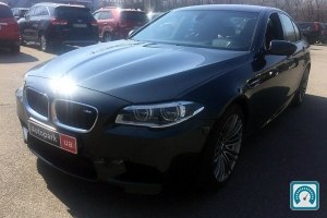 BMW M5  2011 778339