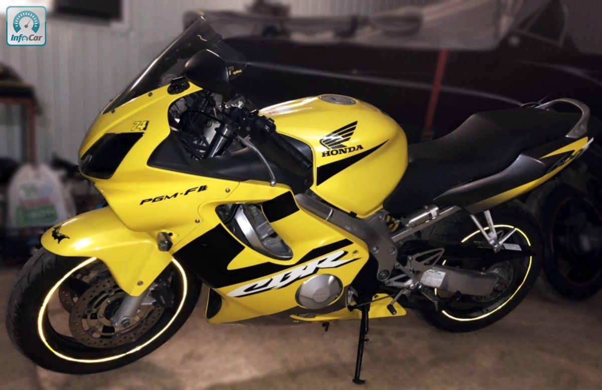 Купить мотоцикл Honda CBR F4i 2001 (желтый) с пробегом