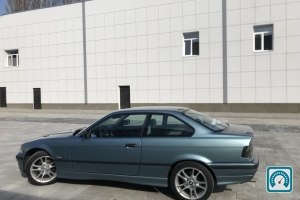 BMW 3 Series 320i 1998 778443