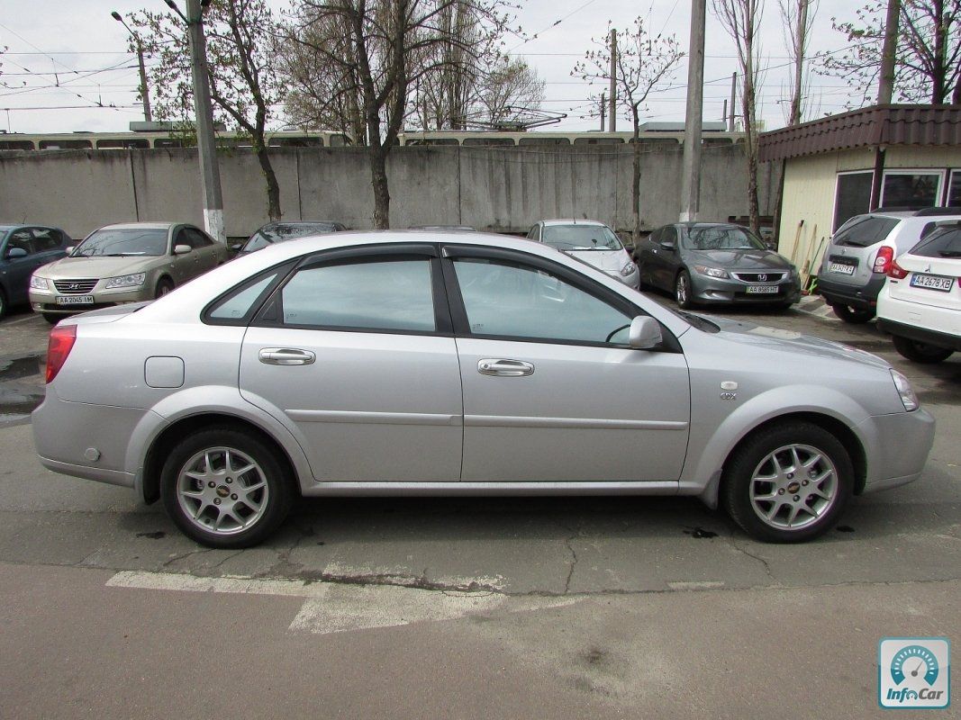 Chevrolet lacetti 2008 хэтчбек