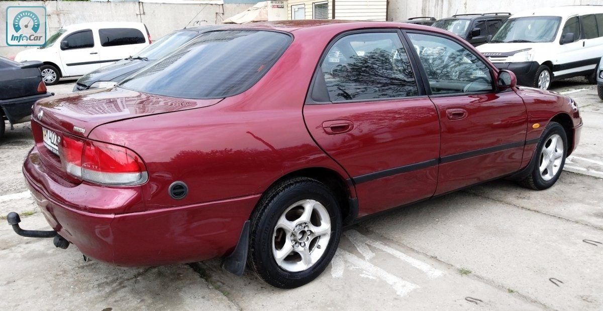 Купить автомобиль Mazda 626 GE 1992 (красный) с пробегом