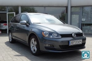 Volkswagen Golf  2015 780139