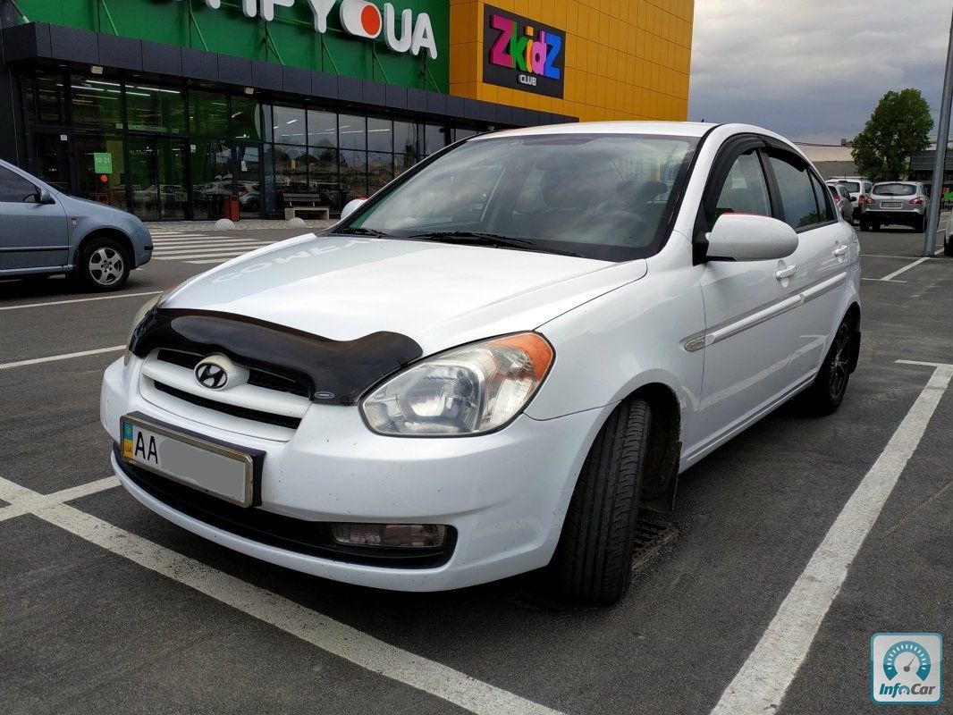 Hyundai accent mc