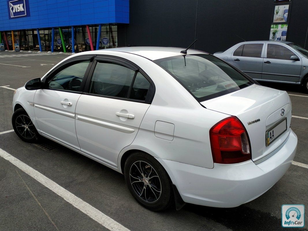 Hyundai accent mc