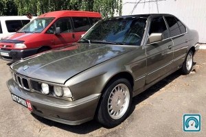 BMW 5 Series  1990 780851