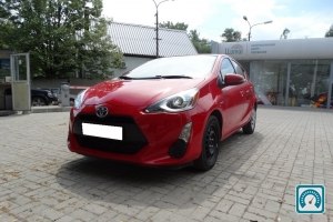 Toyota Prius  2016 781948