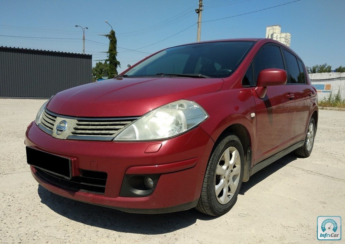 Nissan tiida 2008 хэтчбек