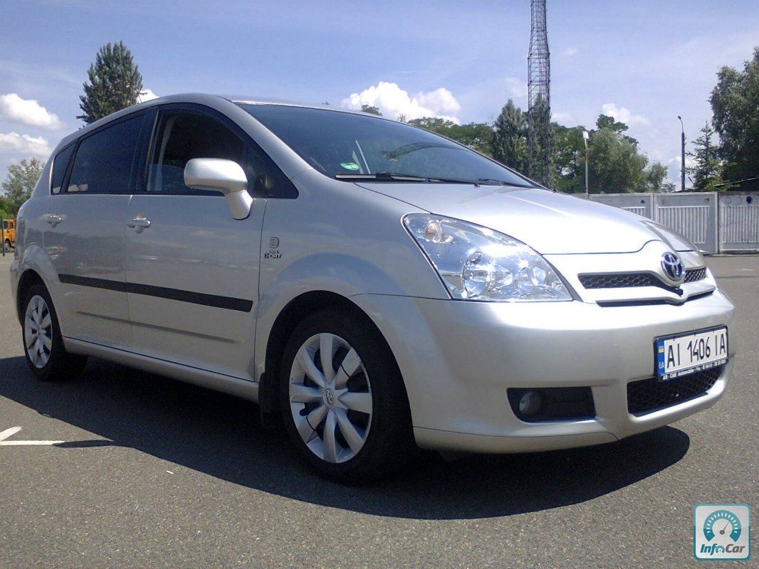 Toyota corolla verso 2006