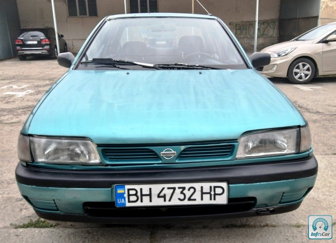 Nissan sunny 1995