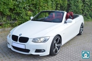 BMW 3 Series  2011 782785