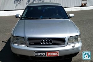 Audi A8  2001 782811