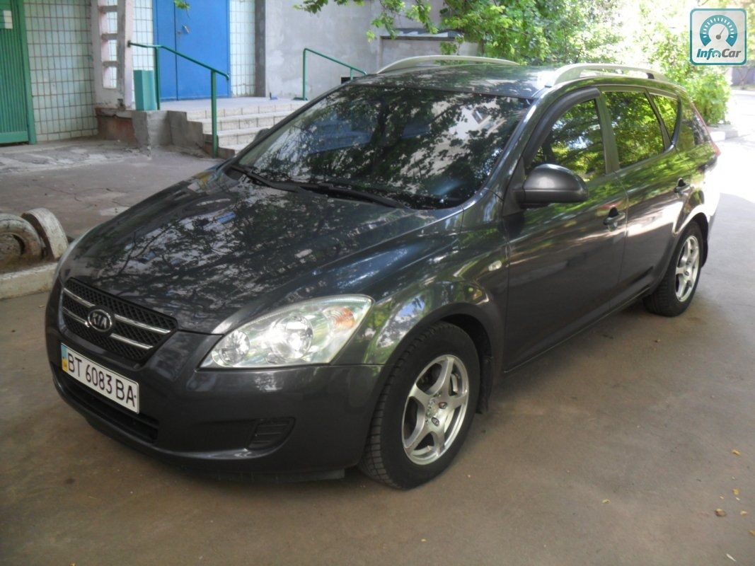 Kia ceed 2009 хэтчбек