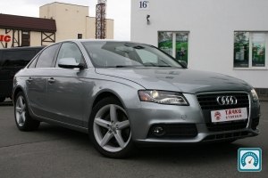 Audi A4  2011 783978