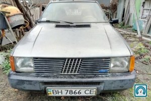 Fiat Uno  1989 784027
