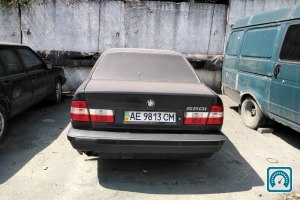 BMW 5 Series  1989 784161