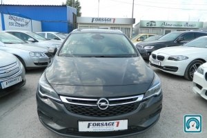 Opel Astra  2016 784243