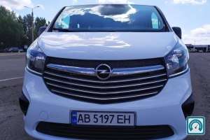 Opel Vivaro Long 85 kw 2016 784404
