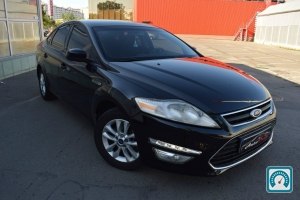 Ford Mondeo  2013 784521