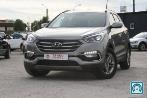 Hyundai Santa Fe  2018 784536