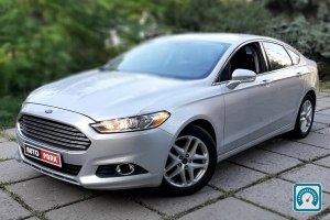 Ford Fusion  2016 784930