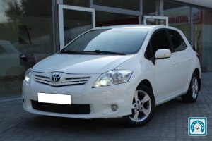 Toyota Auris  2011 785531