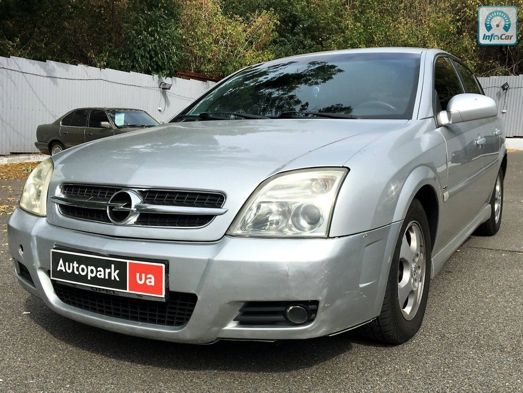 Опель вектра 2004 купить. Opel Vectra 2004. Опель Вектра 2004. Opel Vectra c серый. Опель Вектра 2004 год трехкубовый дизель тени.