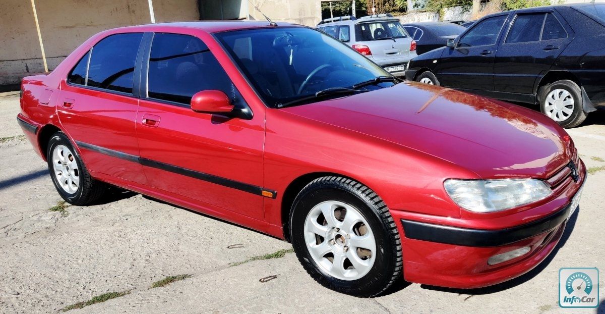 Купить автомобиль Peugeot 406 1996 (красный) с пробегом
