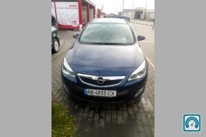 Opel Astra  2011 787202