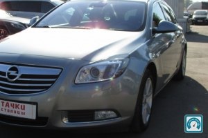 Opel Insignia  2011 788096