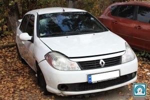 Renault Clio Symbol  2012 788154
