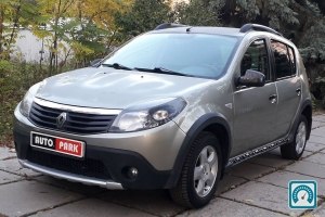 Renault Sandero  2012 788191