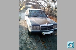Mercedes 190  1985 788278