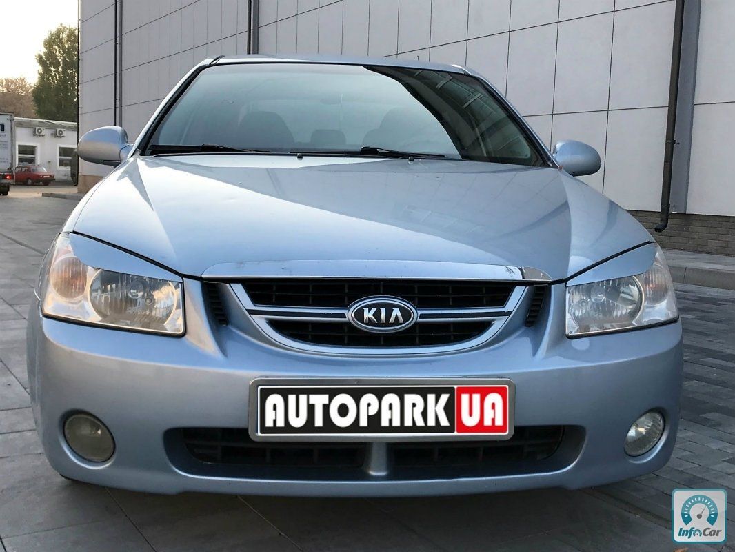 Kia cerato 2006 года