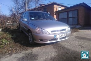 KIA Rio  2002 788777