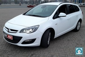 Opel Astra  2014 789426