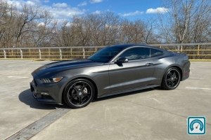Ford Mustang  2015 789514
