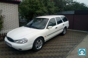 Ford Mondeo  1997 789643